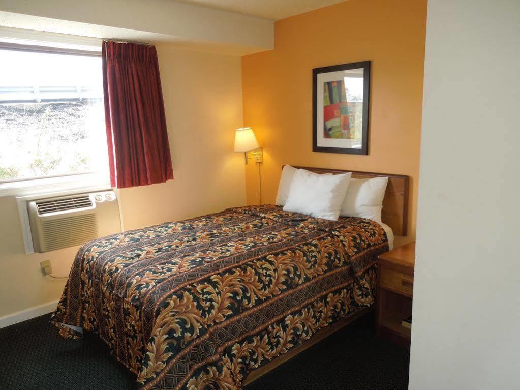 Knights Inn Bristol Levittown Kültér fotó